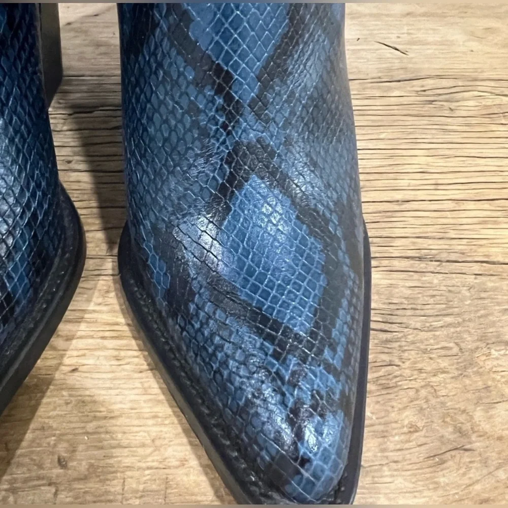 Chloe Rylee Ankle Boots Python Print 7.5 - Picture 4 of 10